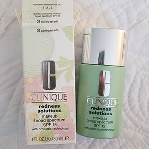 Clinique Redness Solutions Foundation Calming Fair